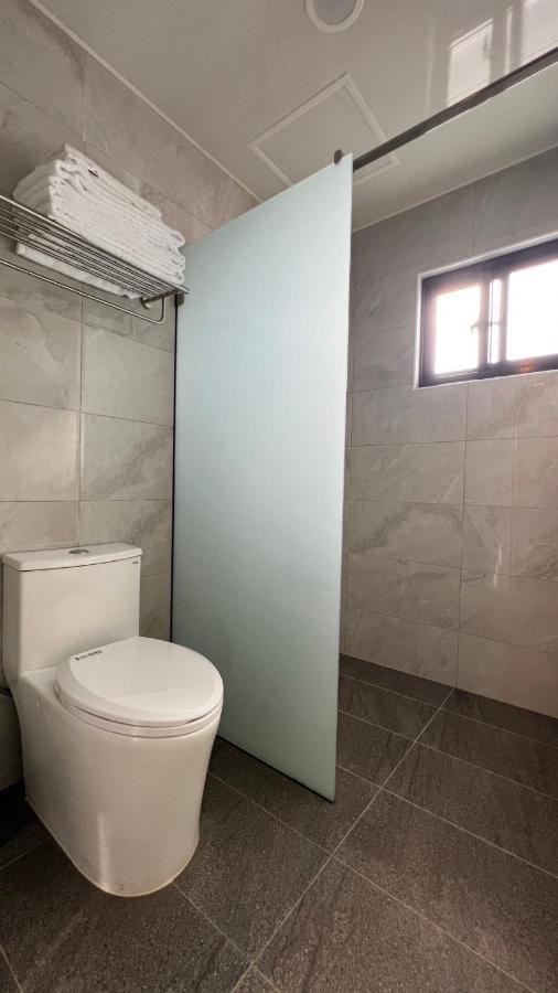 Hospitality Hotel Xiaoliuqiu Bagian luar foto